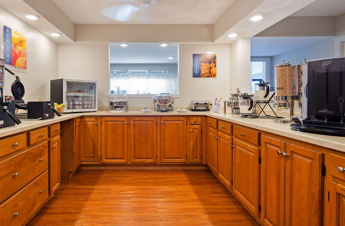 Spies River Terrace Motel (Best Western River Terrace) - From Website (newer photo)